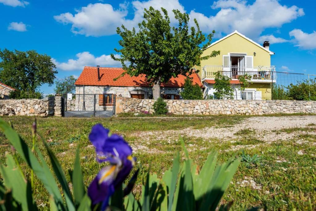 Peaceful House In Nature Nearby National Park Krka Bristane Zewnętrze zdjęcie