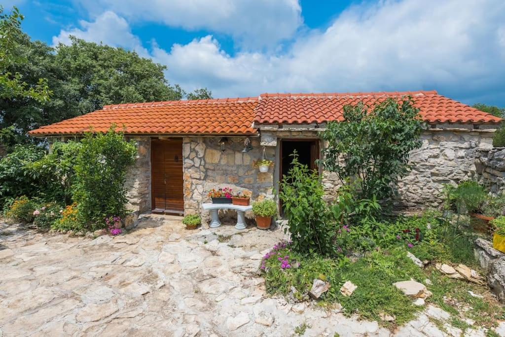 Peaceful House In Nature Nearby National Park Krka Bristane Zewnętrze zdjęcie